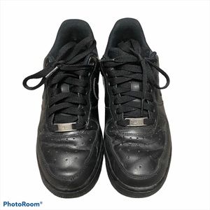 Nike Air Force 1 “Triple Black”